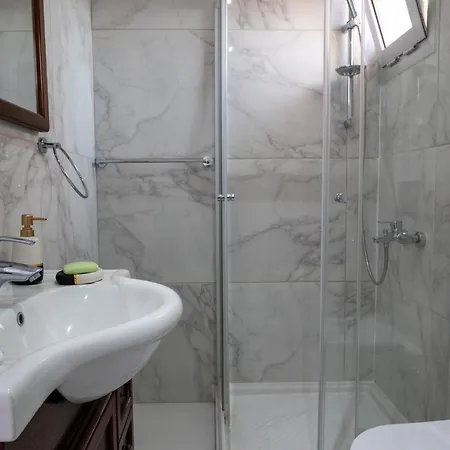 Διαμέρισμα Opera Modern 3br With Ensuites In Λεμεσός